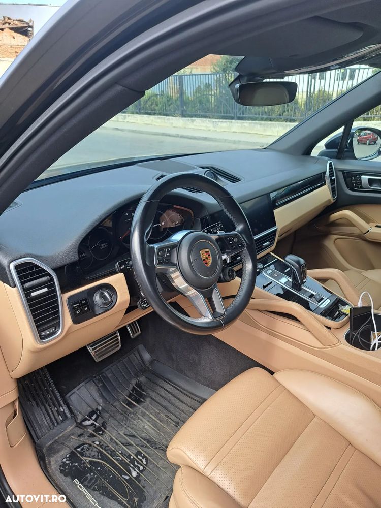 Porsche Cayenne S - 5