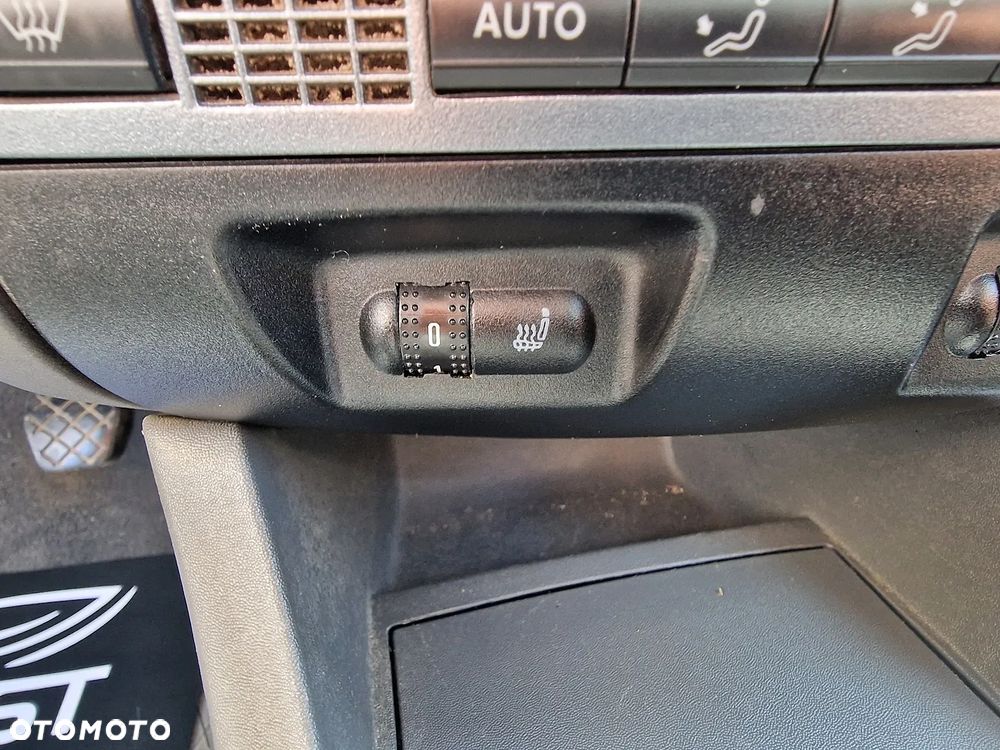 Seat Ibiza 1.2 12V Comfort Edition - 17