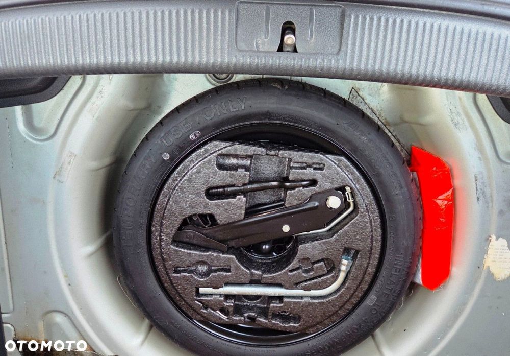 Volkswagen Golf Plus - 18