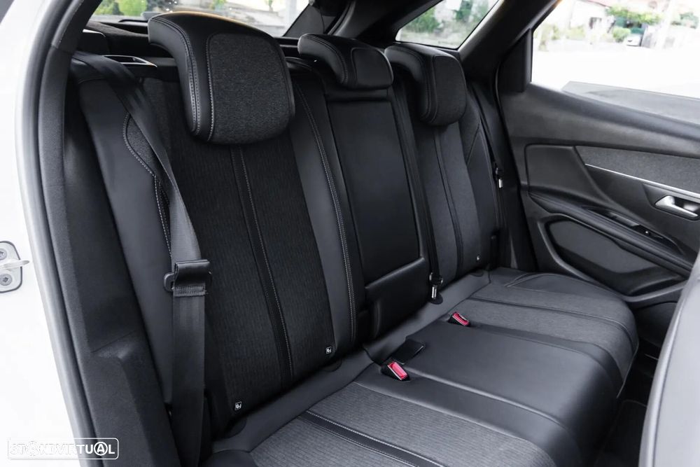 Peugeot 3008 1.2 PureTech GT Line - 36