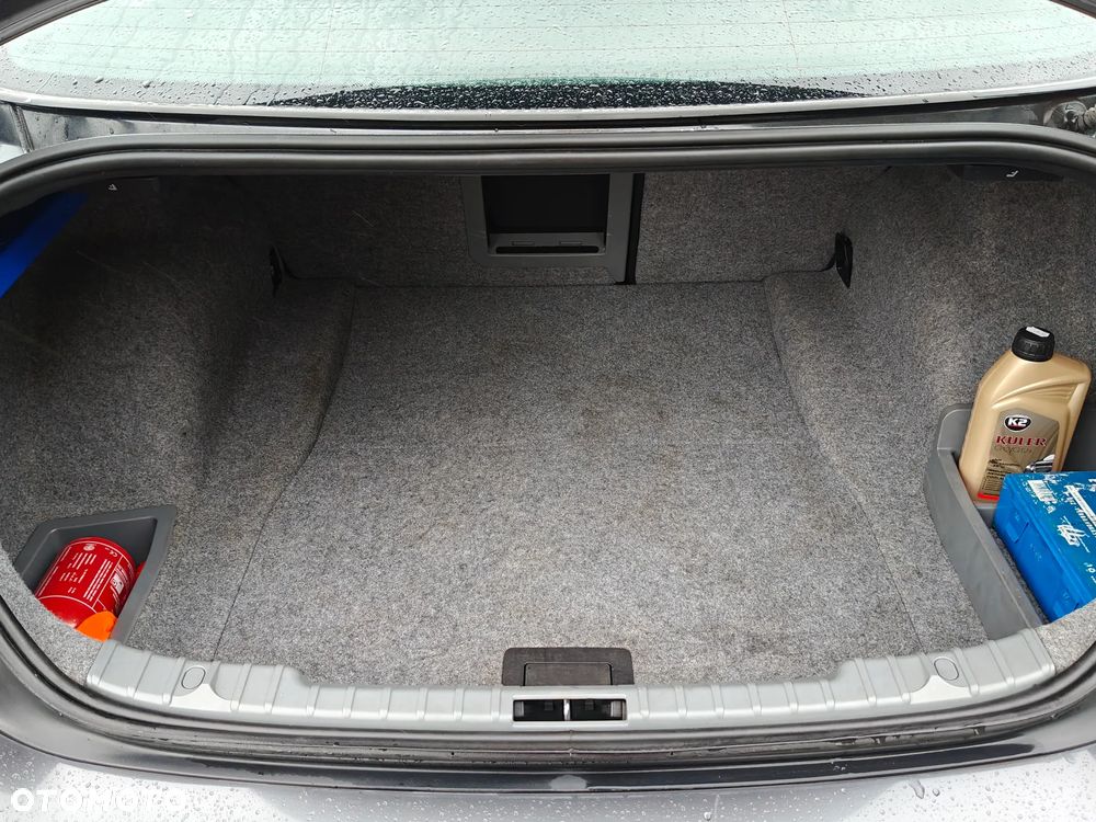 BMW Seria 3 320i - 17