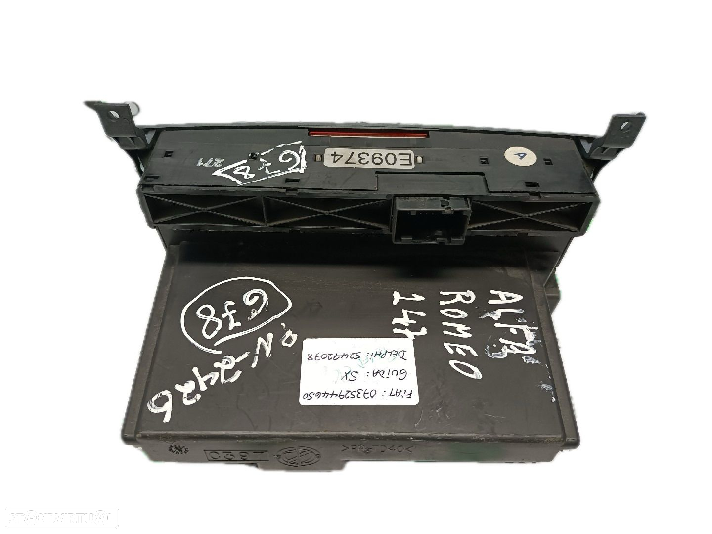 Comando / Botão De Sofagem / Climatronic Alfa Romeo 147 (937_) - 2