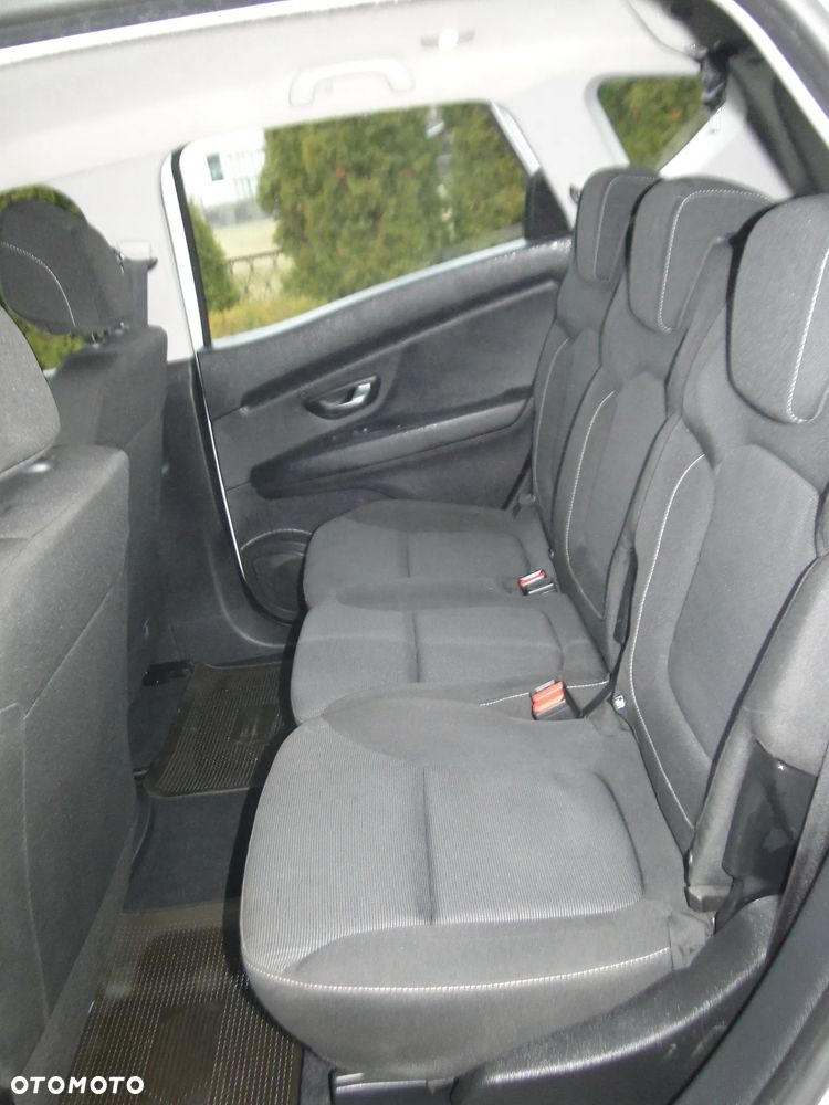 Renault Scenic - 15
