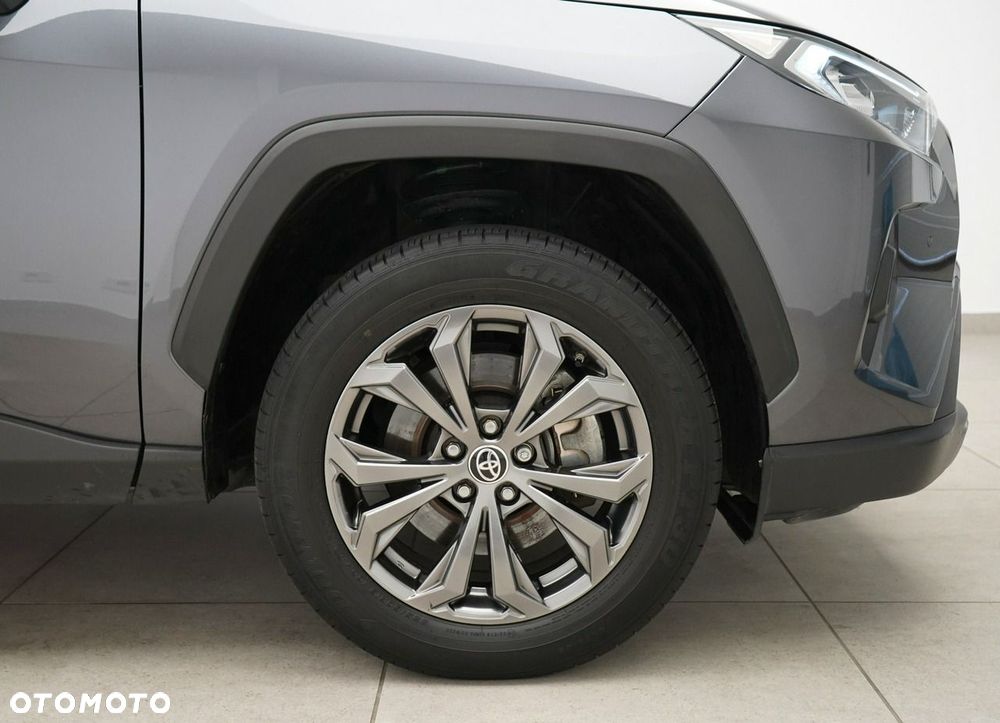 Toyota RAV4 - 11