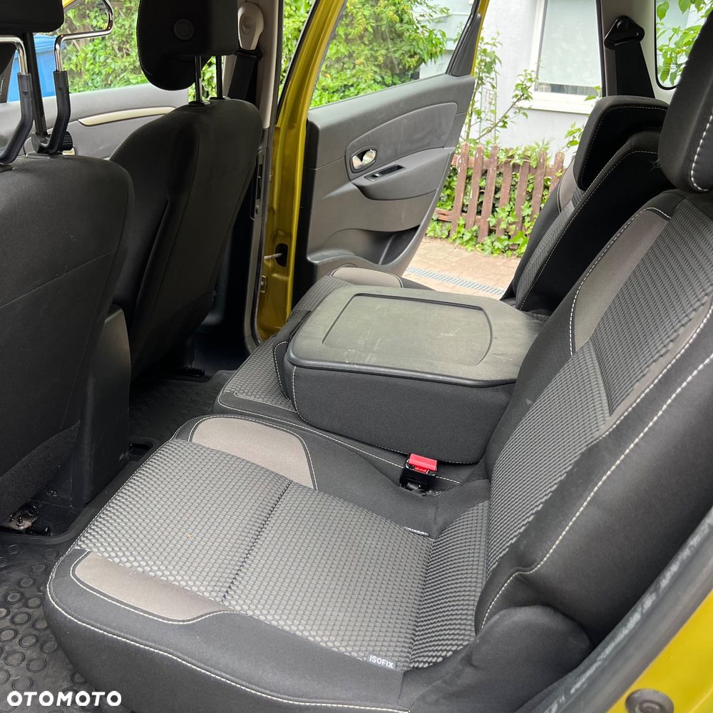Renault Scenic dCi 110 Xmod Paris - 17
