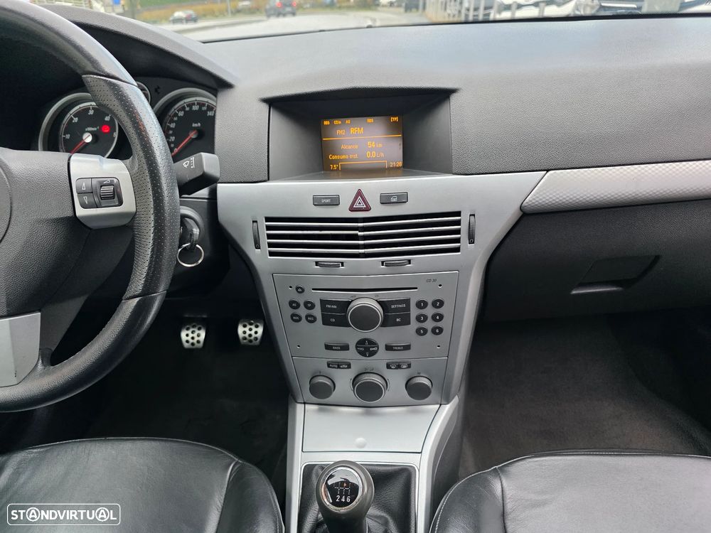 Opel Astra GTC 1.7 CDTI Sport - 16