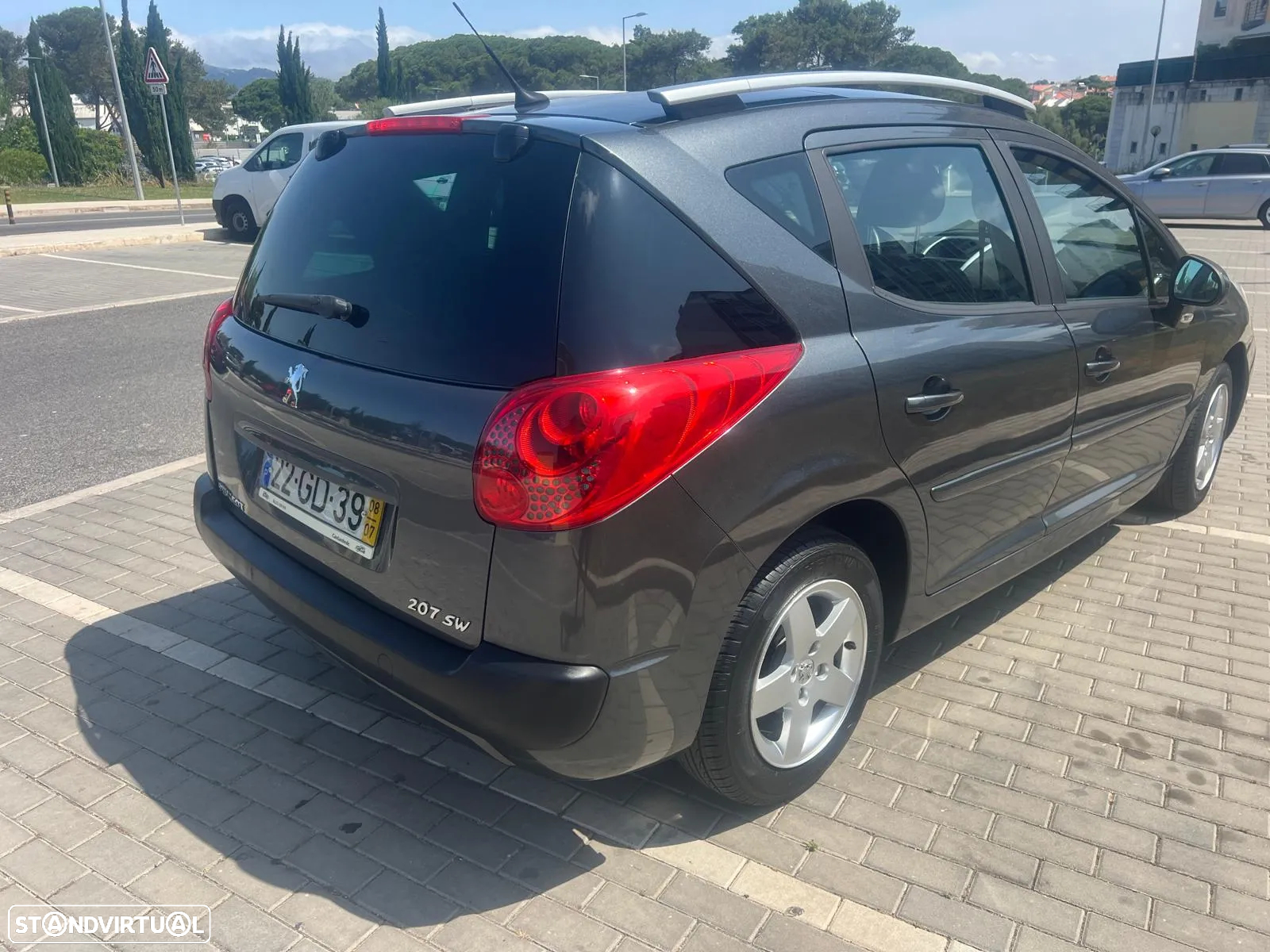 Peugeot 207 SW 1.4 Trendy - 2