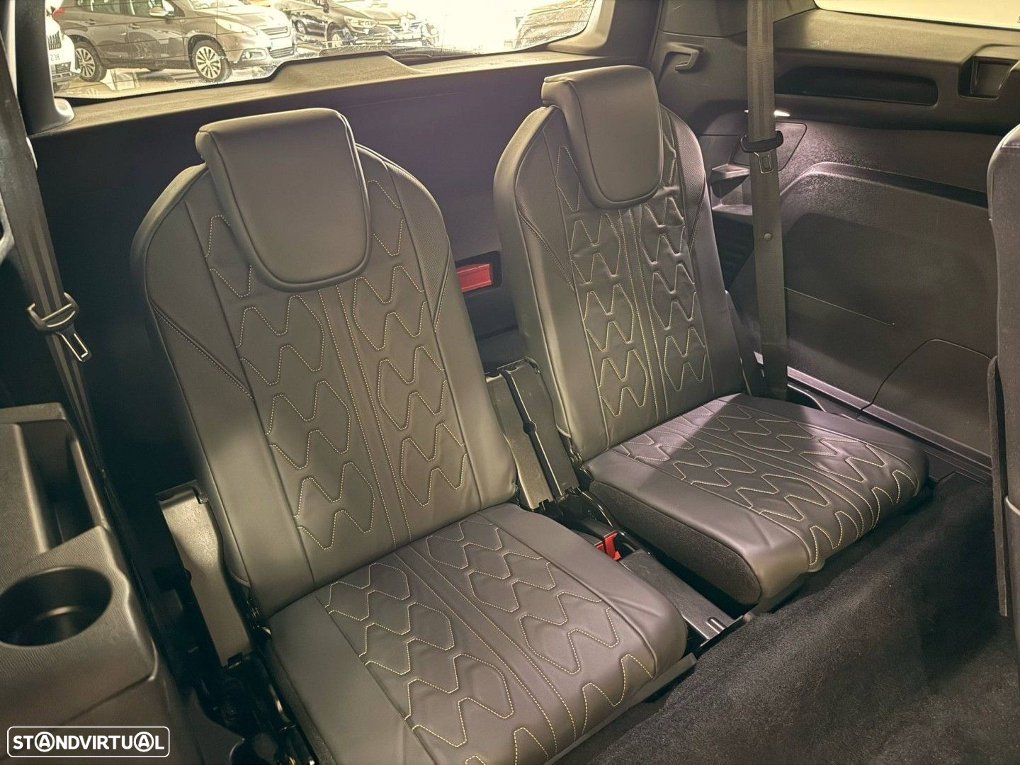 Peugeot 5008 1.5 BlueHDi GT EAT8 - 32