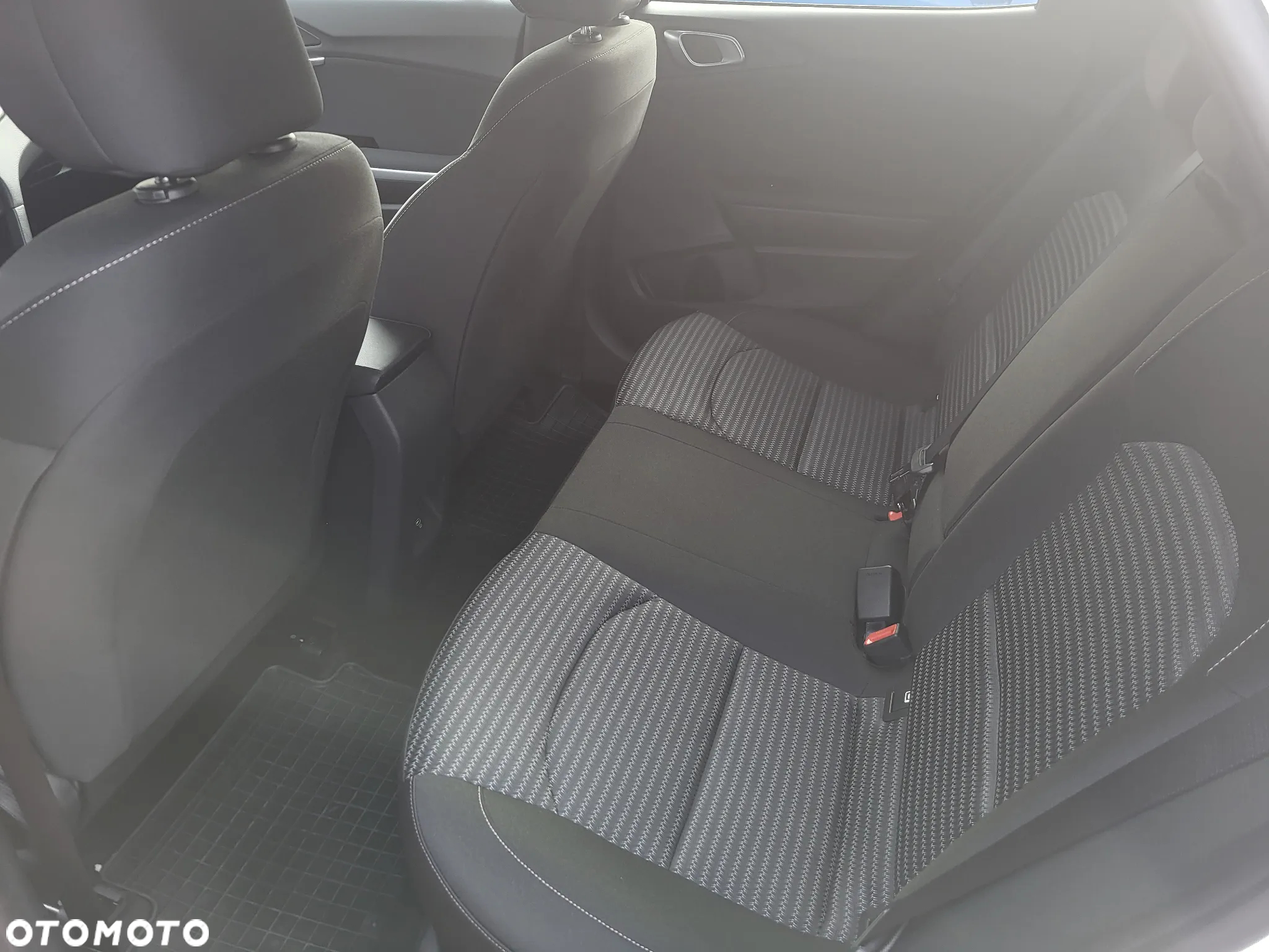 Kia XCeed 1.5 T-GDI M DCT - 11