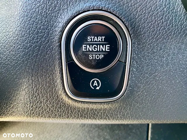 Mercedes-Benz Sprinter - 14
