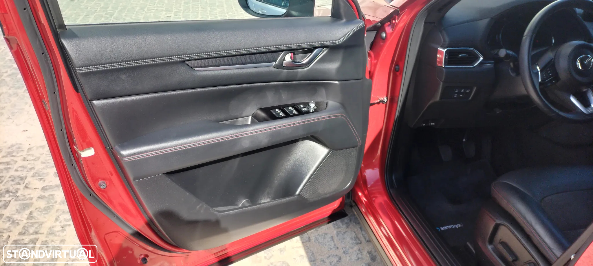 Mazda CX-5 2.0 G Homura Comfort Black Pack - 5