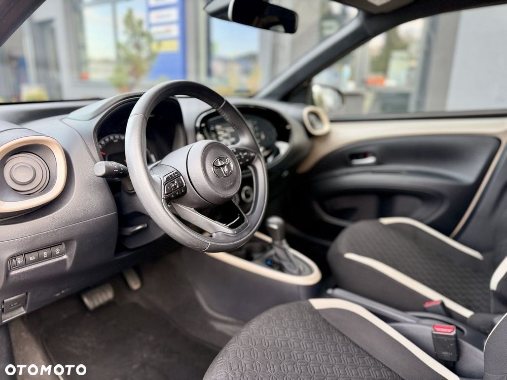 Toyota Aygo X 1.0 VVT-i Color Edition X-shift - 9