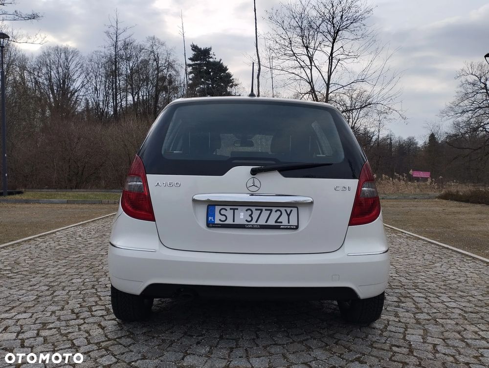 Mercedes-Benz Klasa A 160 CDI Elegance DPF BlueEFFICIENCY - 17