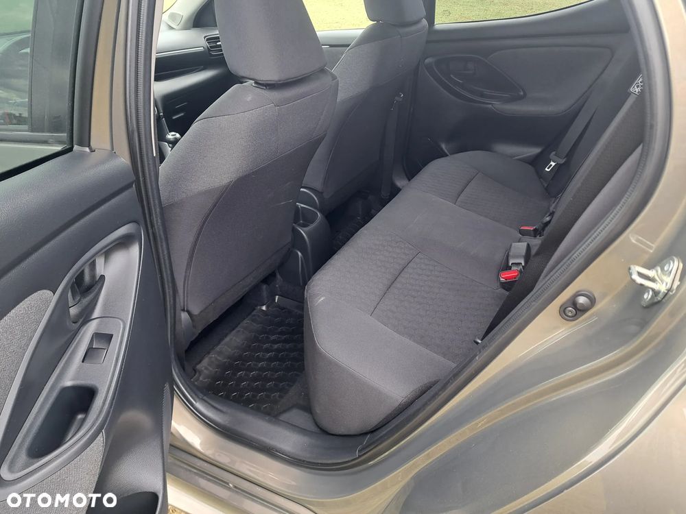 Toyota Yaris 1.5 Comfort - 9