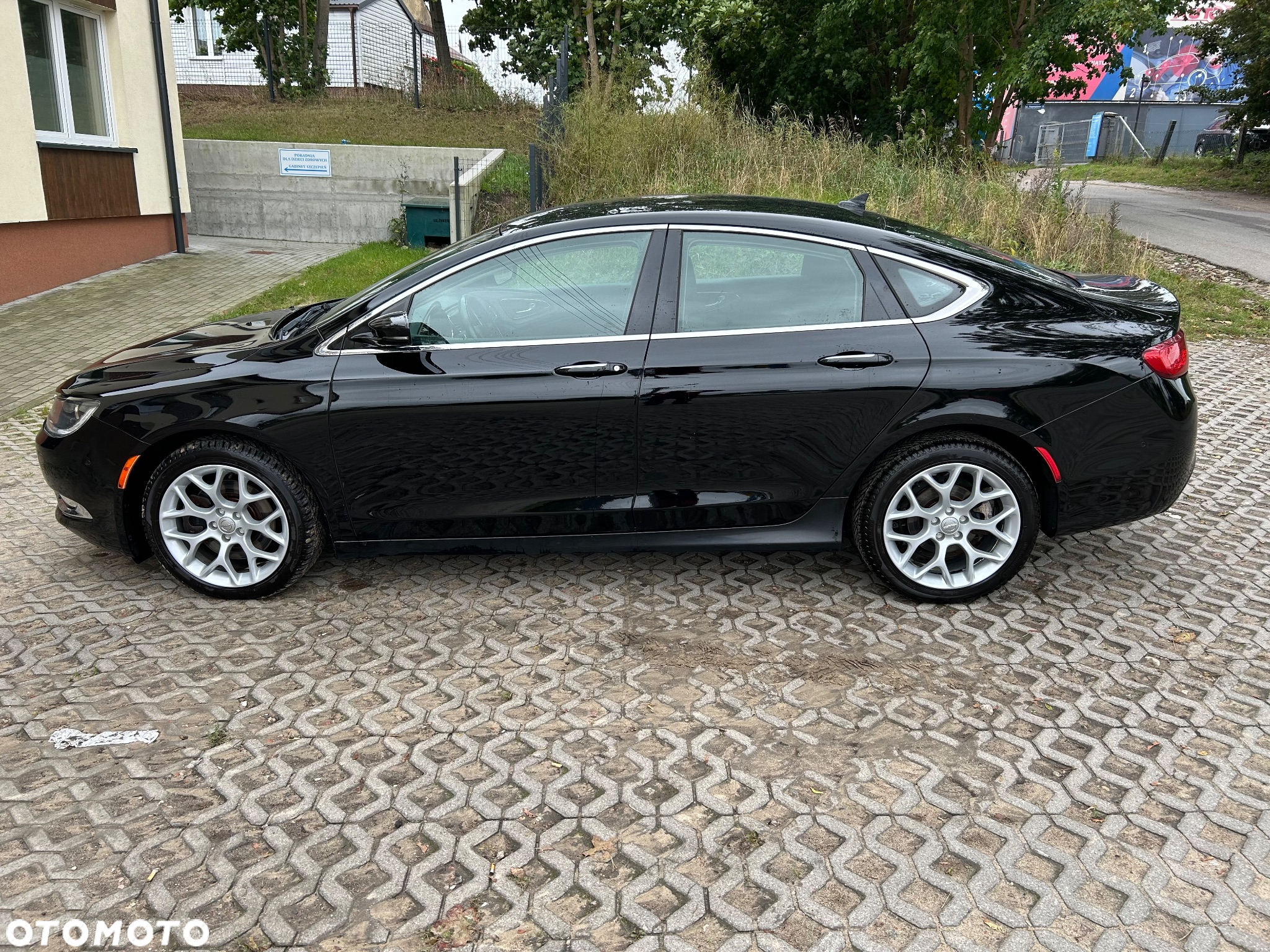 Chrysler 200 - 3