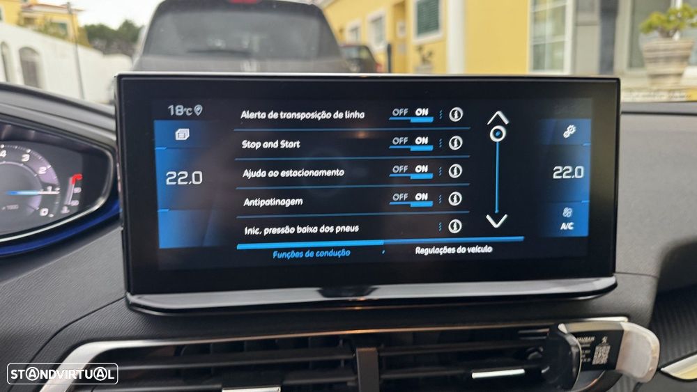 Peugeot 3008 1.2 PureTech Allure EAT8 - 19