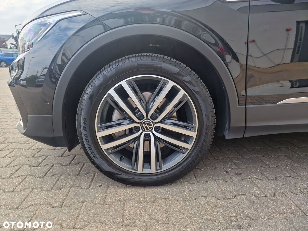 Volkswagen Tiguan 2.0 TSI 4Mot Elegance DSG - 19