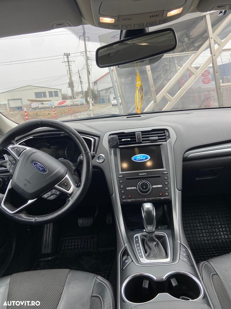 Ford Mondeo 2.0 TDCI PowerShift Titanium - 4