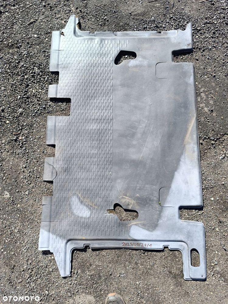 dywan doka dubel kabina tył iveco daily 99-14 - 5