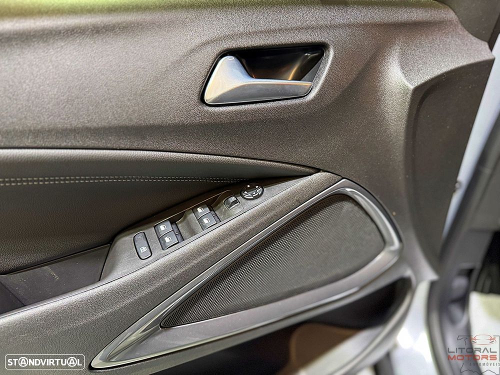 Opel Crossland 1.2 T Elegance - 17