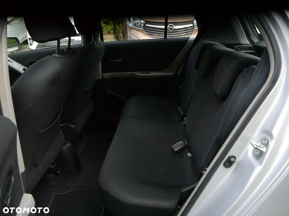 Toyota Yaris 1.33 Sol MM - 35