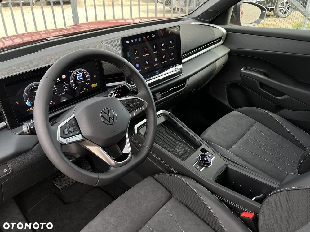 Volkswagen T-Roc - 15