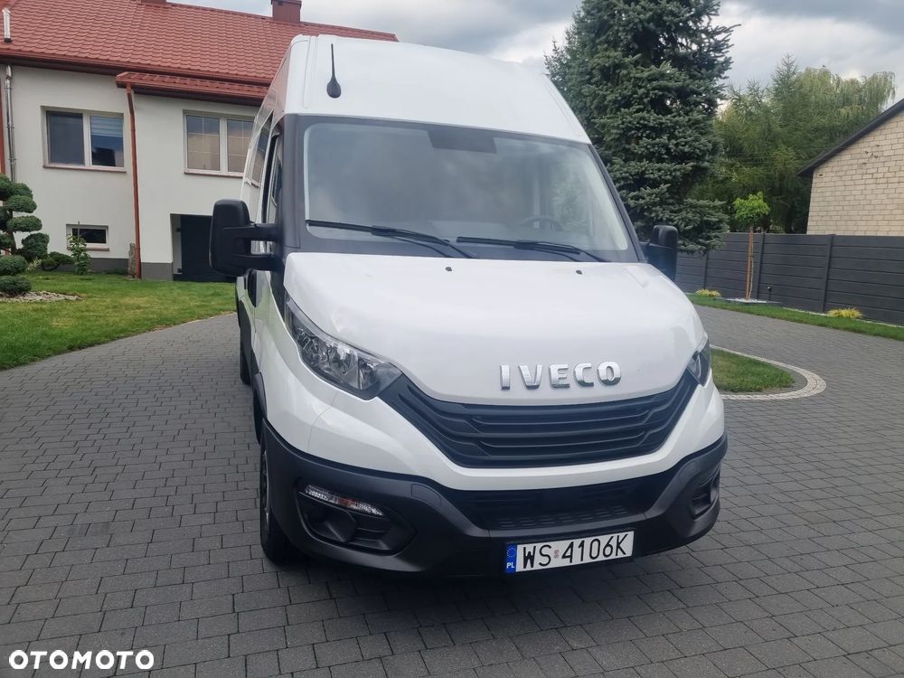 Iveco Daily 35s14 Brygadówka 6-cio osobowa - 21