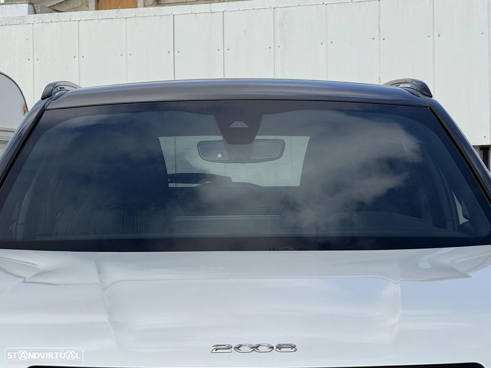 Peugeot 2008 1.2 PureTech GT EAT8 - 7