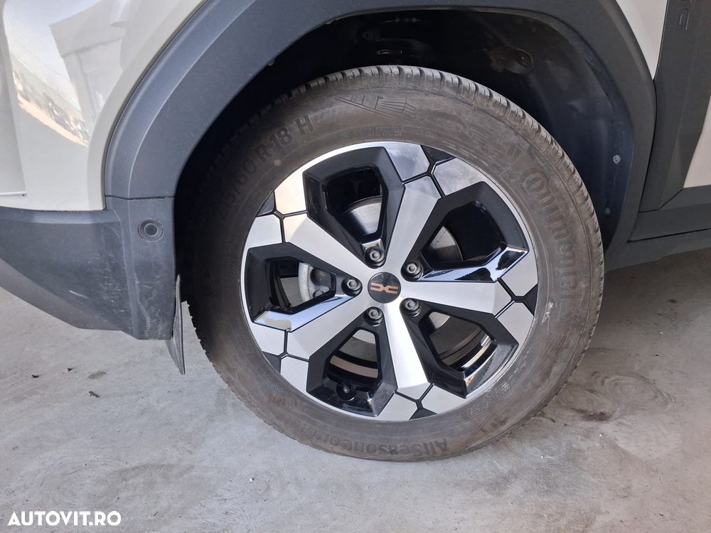Dacia Duster TCe 130 4X4 MHEV Extreme - 4