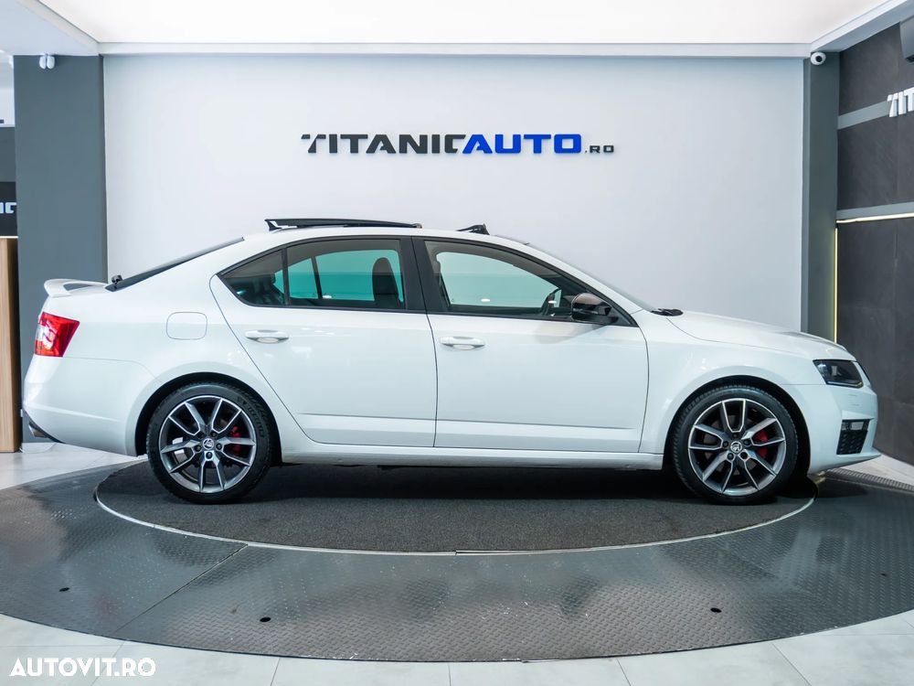 Skoda Octavia 2.0 TDI 4X4 DSG RS - 10