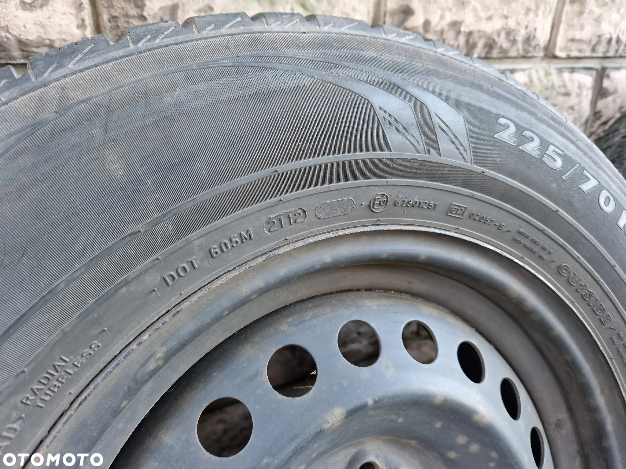 Koła Felgi 16 cali Citroen Hyundai Kia / 5x114.3 ET 31 6.5Jx16H2 / Opony Nokian 225/70 R16 - 7
