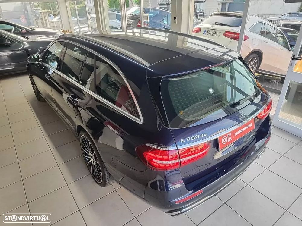 Mercedes-Benz E 300 de AMG Line - 3