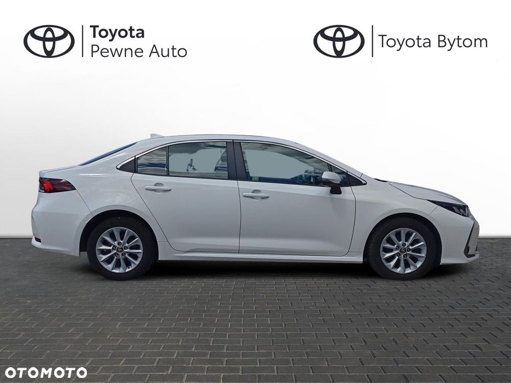 Toyota Corolla - 13