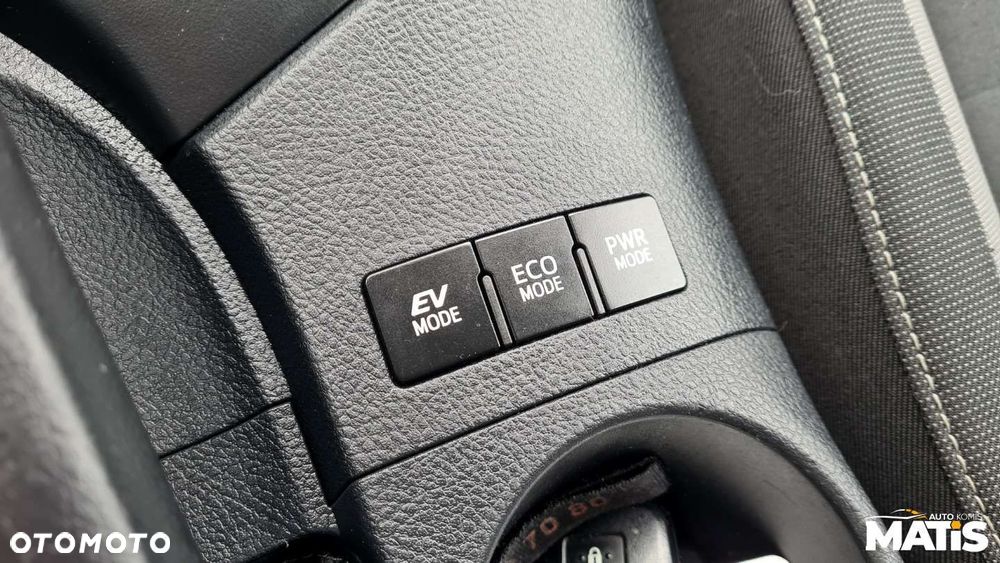 Toyota Auris - 30