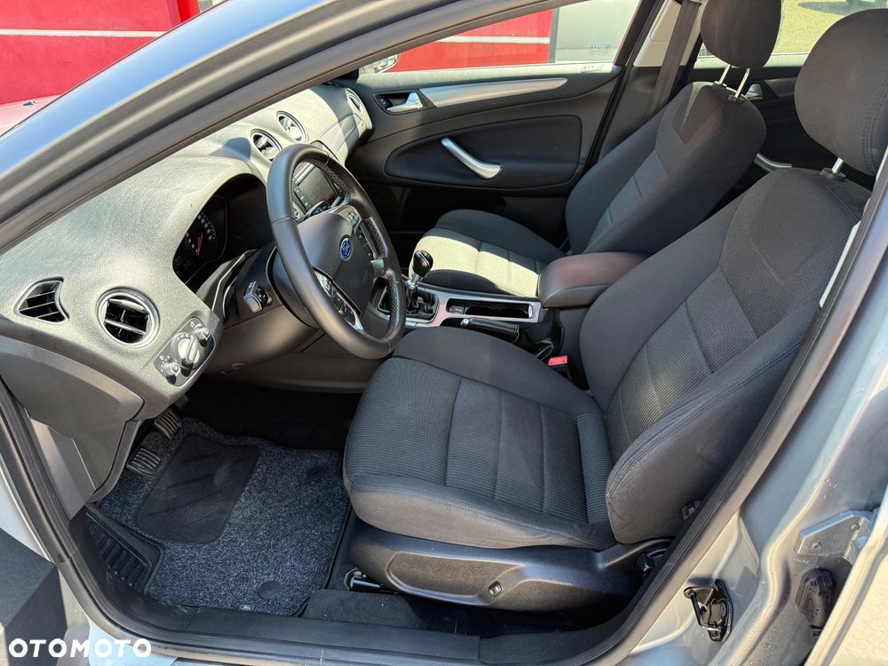 Ford Mondeo SW 2.0 TDCi Business Edition - 20