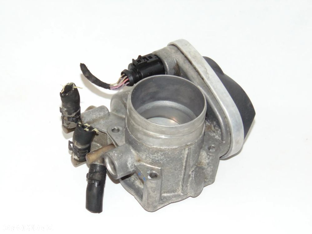 Przepustnica 06A133062AT Audi A3 VW Golf V Touran Seat Leon II 1.6 - 1