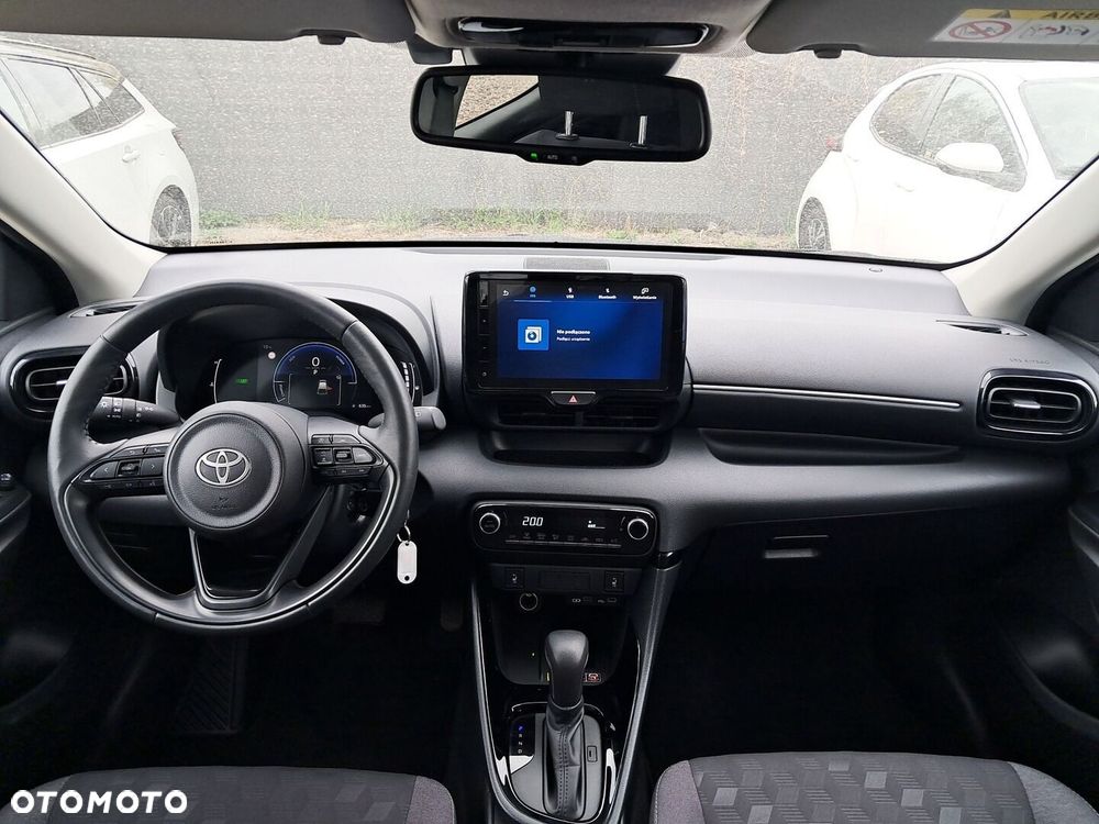 Toyota Yaris Hybrid 1.5 Style - 23
