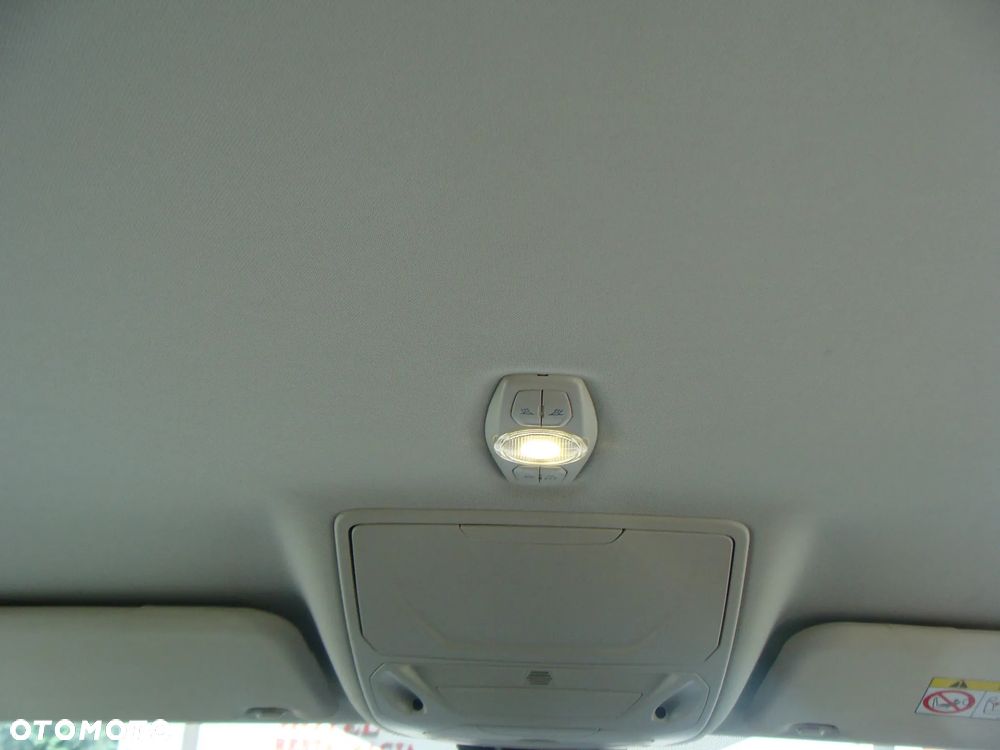 Ford C-MAX ver-1-5-ecoboost-edition-ass - 19
