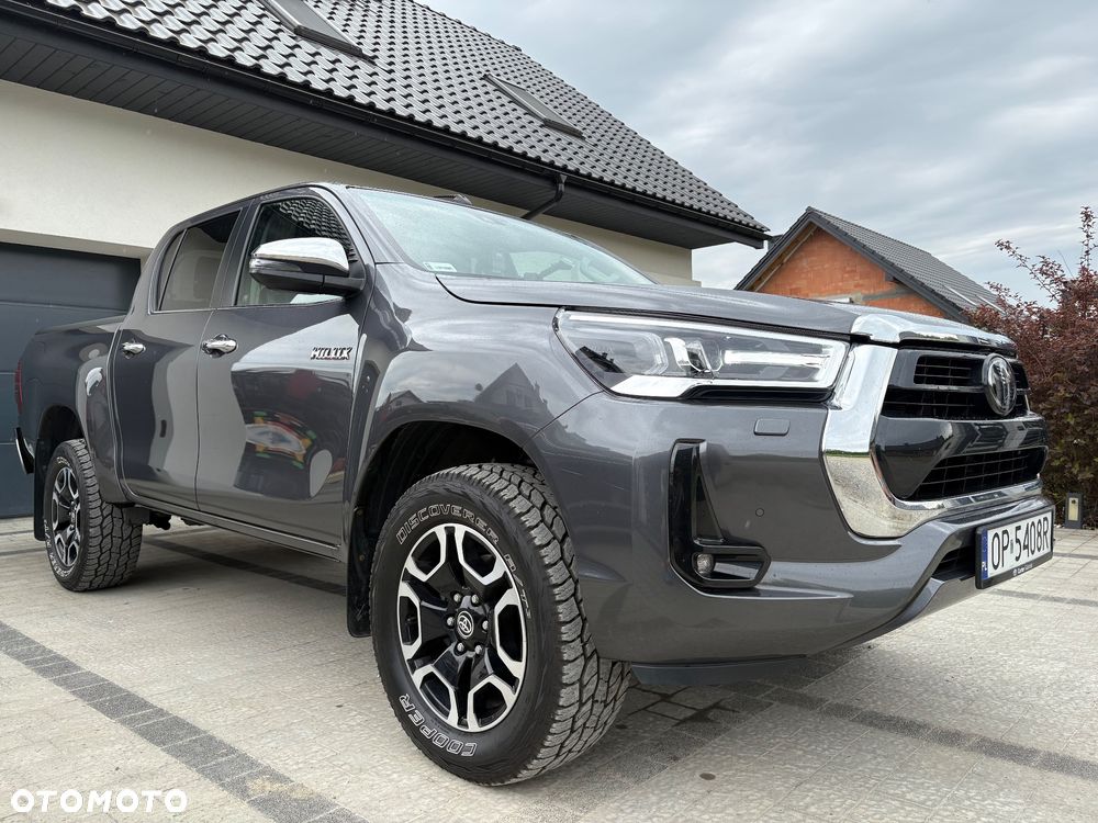 Toyota Hilux 2.8 D-4D Double Cab SR5+ 4x4 - 4