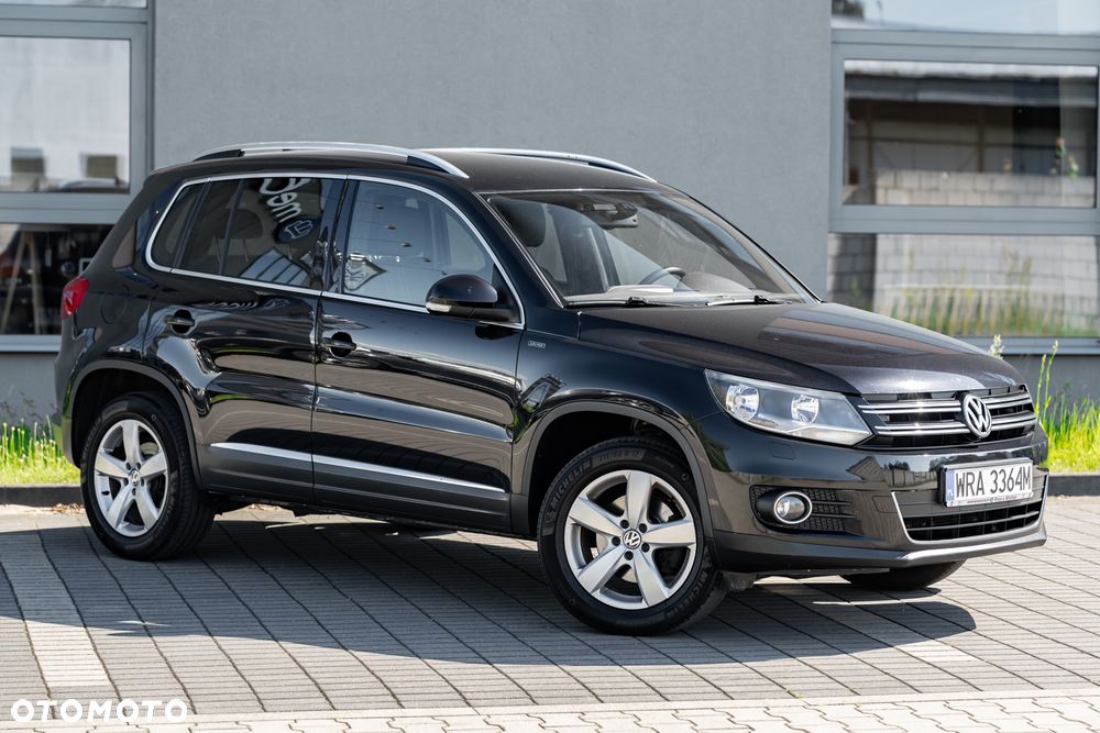 Volkswagen Tiguan 2.0 TDI SCR 4MOTION BlueMotion Technology DSG Lounge Sport & Style - 4