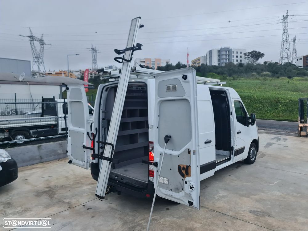 Renault Master 2.3Dci 135 CV L2H2 * Harrier G2000 * AC * c/IVA - 18