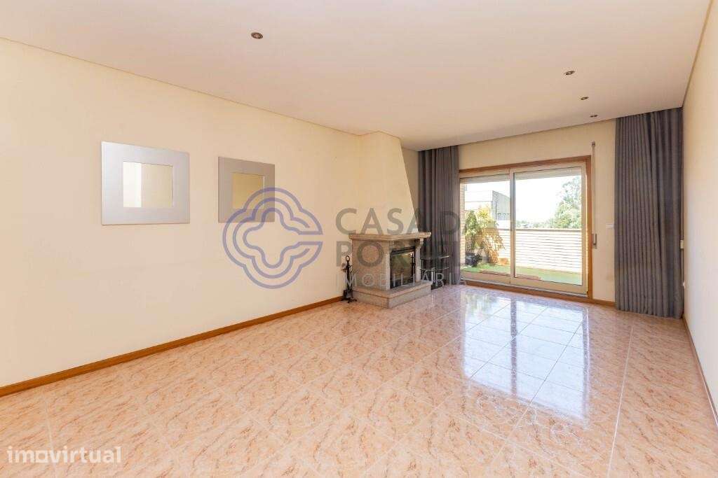 Apartamento T2 com Terraço, Varanda e Escritório em São João de Ver - Grande imagem: 4/26
