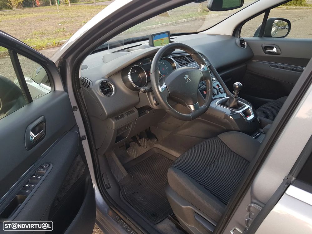 Peugeot 5008 1.6 BlueHDi Allure J17 - 14