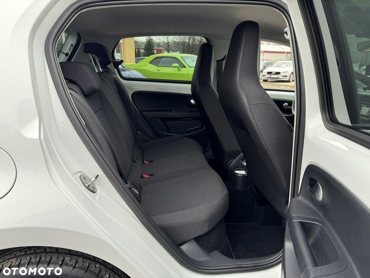 Volkswagen up! - 23