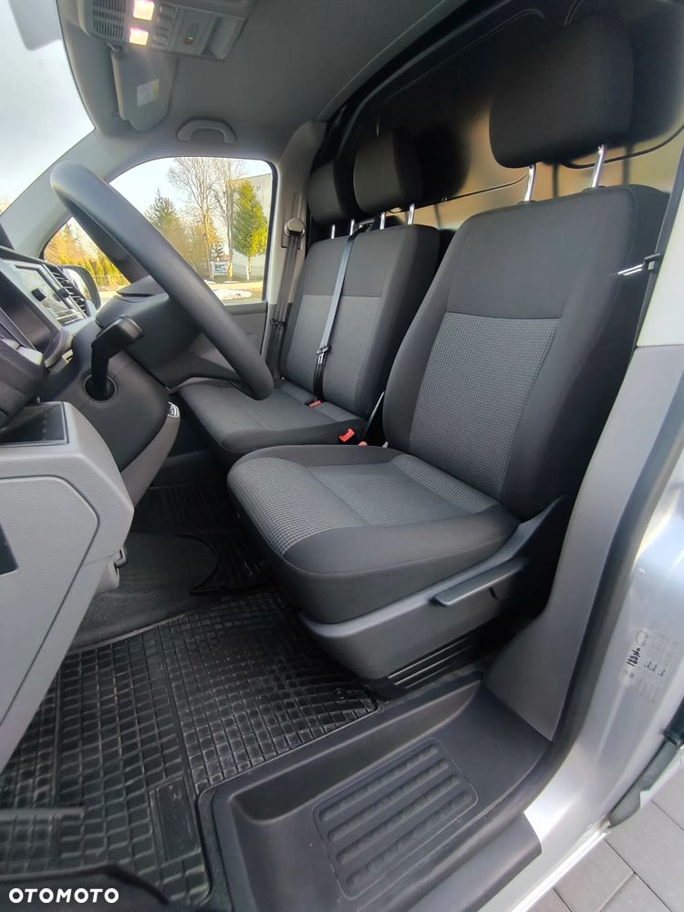 Volkswagen Transporter - 16