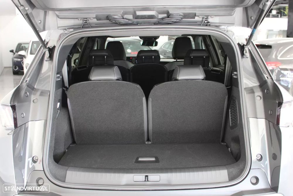 Peugeot 5008 1.2 PureTech Allure EAT8 - 31