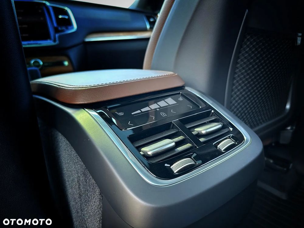 Volvo XC 90 - 15