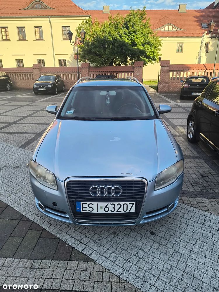 Audi A4 - 1