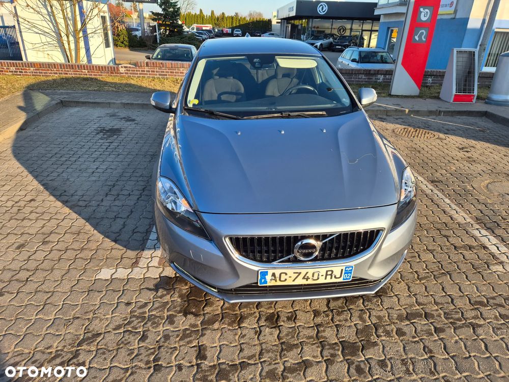 Volvo V40 - 10
