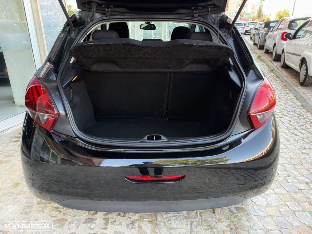 Peugeot 208 1.2 PureTech Style - 8